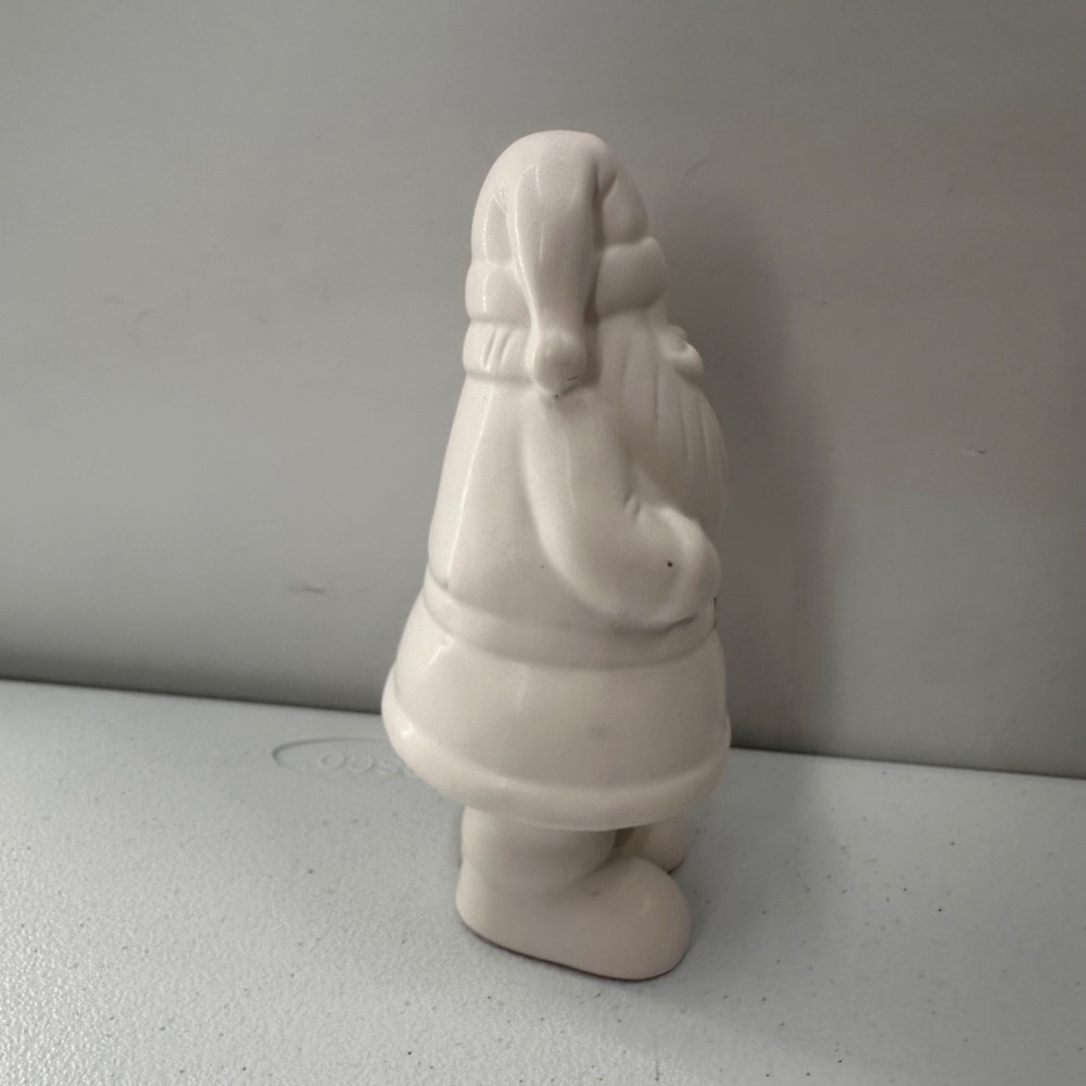 White‎ Ceramic Santa Clause Figurine Gold Accents 8 Inch Christmas Holiday Decor - Picture 8 of 11